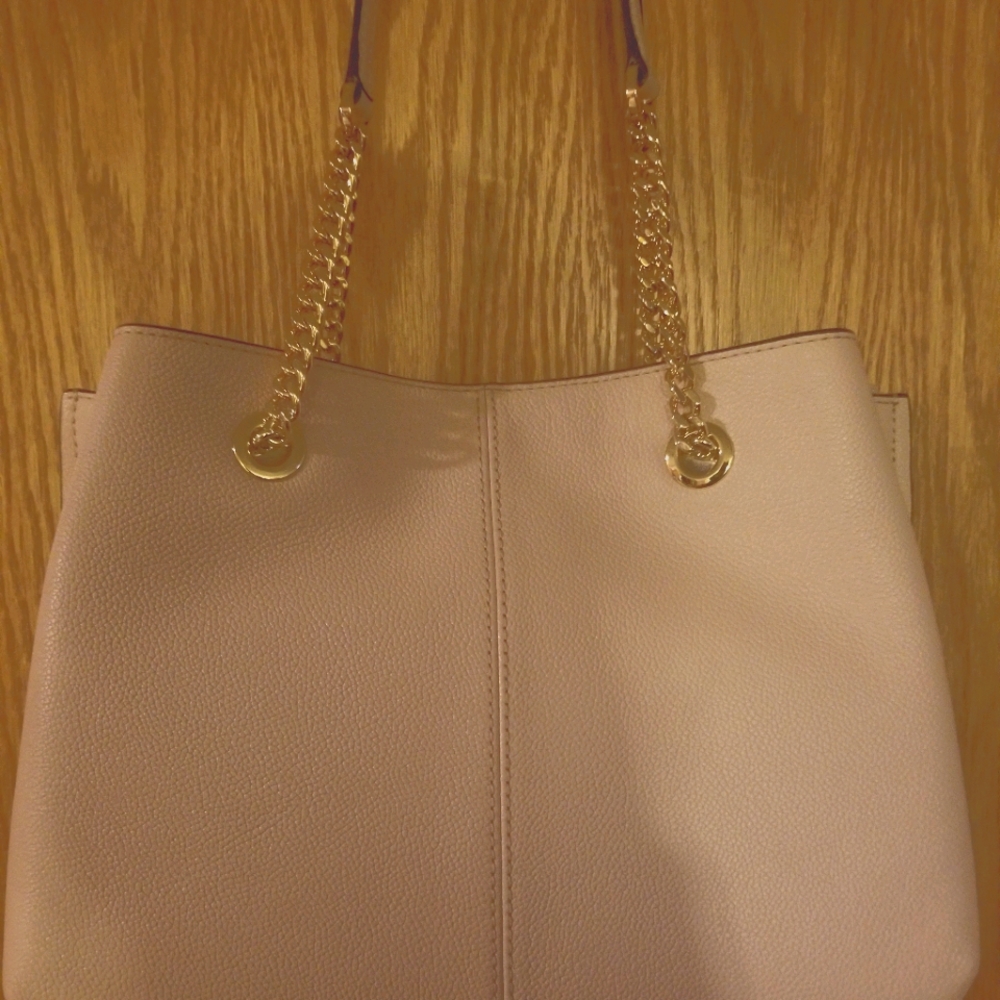 NWT Michael Kors Teagen purse with dbl gold handle
